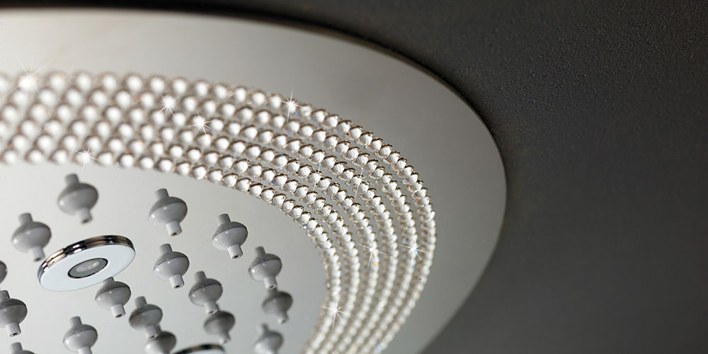   Bossini   Swarovski